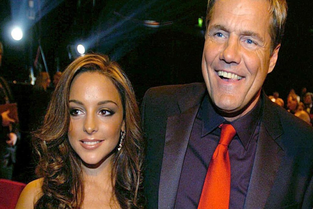 Marielin Bohlen und Dieter Bohlen auf einer Veranstaltung, fröhlich posierend