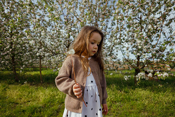 Zeitlose Strickmode für die Kleinsten: Warum hochwertige Strickjacken im Trend liegen Timeless knitwear for the little ones: Why high-quality cardigans are trending